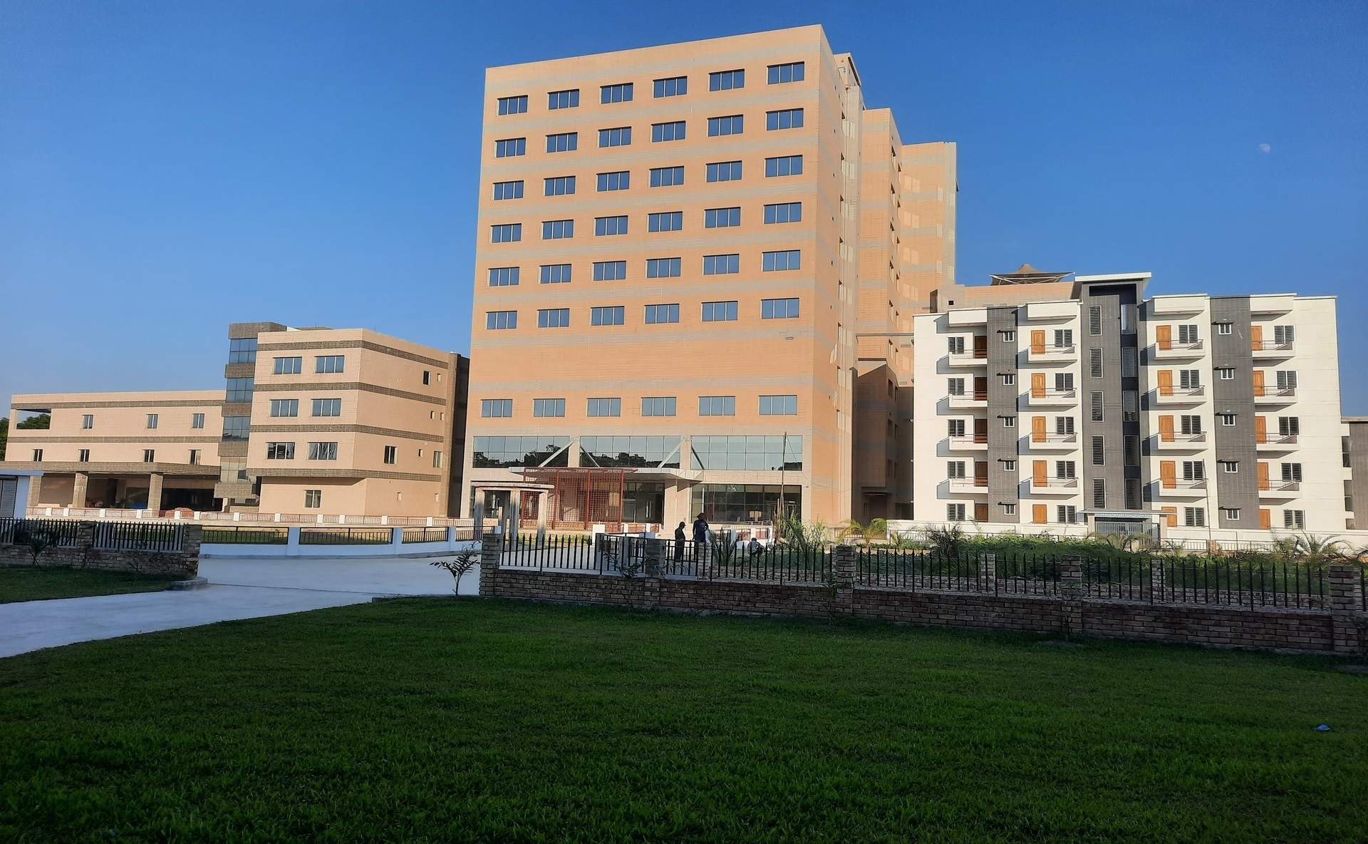 Khairunnesa Nursing Hospital Building